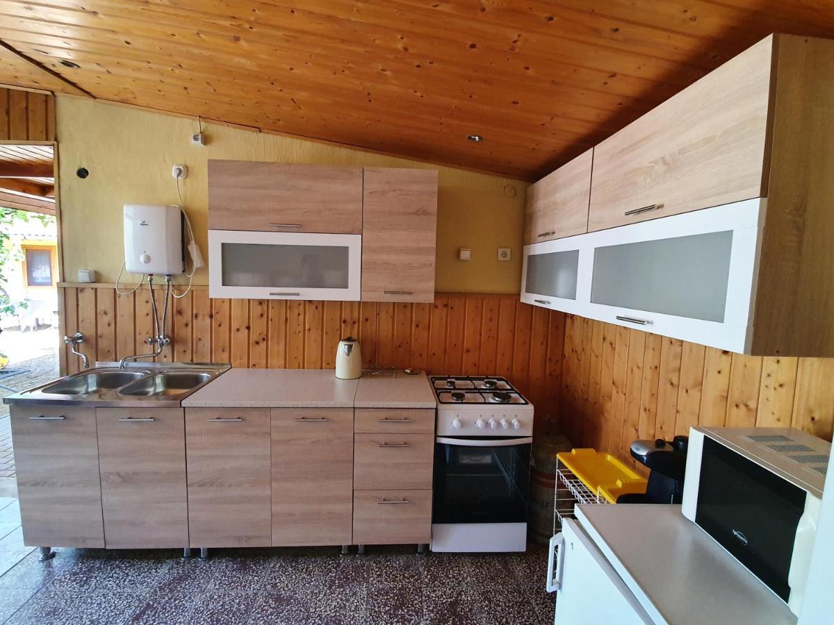 Appartement Muskatlis Haz à Balatonlelle Extérieur photo