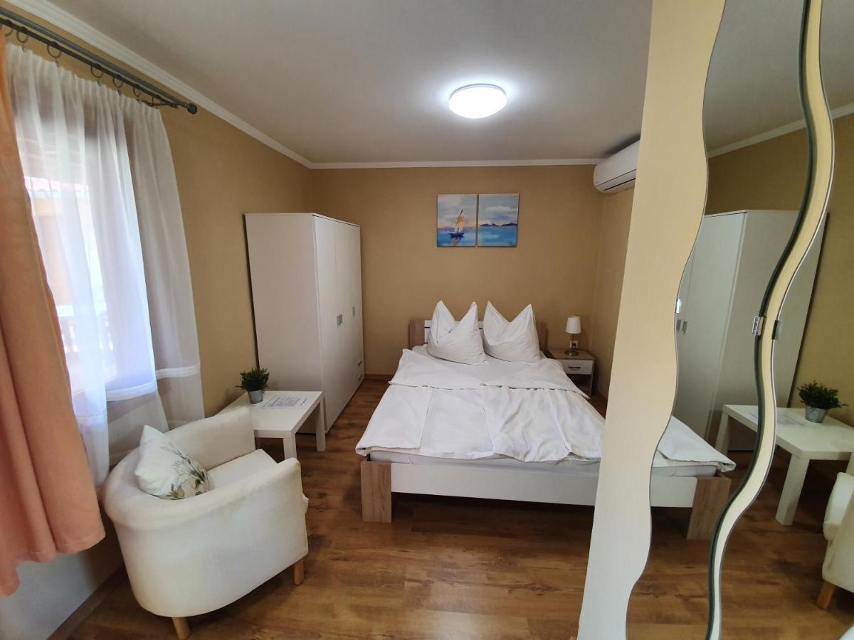 Appartement Muskatlis Haz à Balatonlelle Extérieur photo