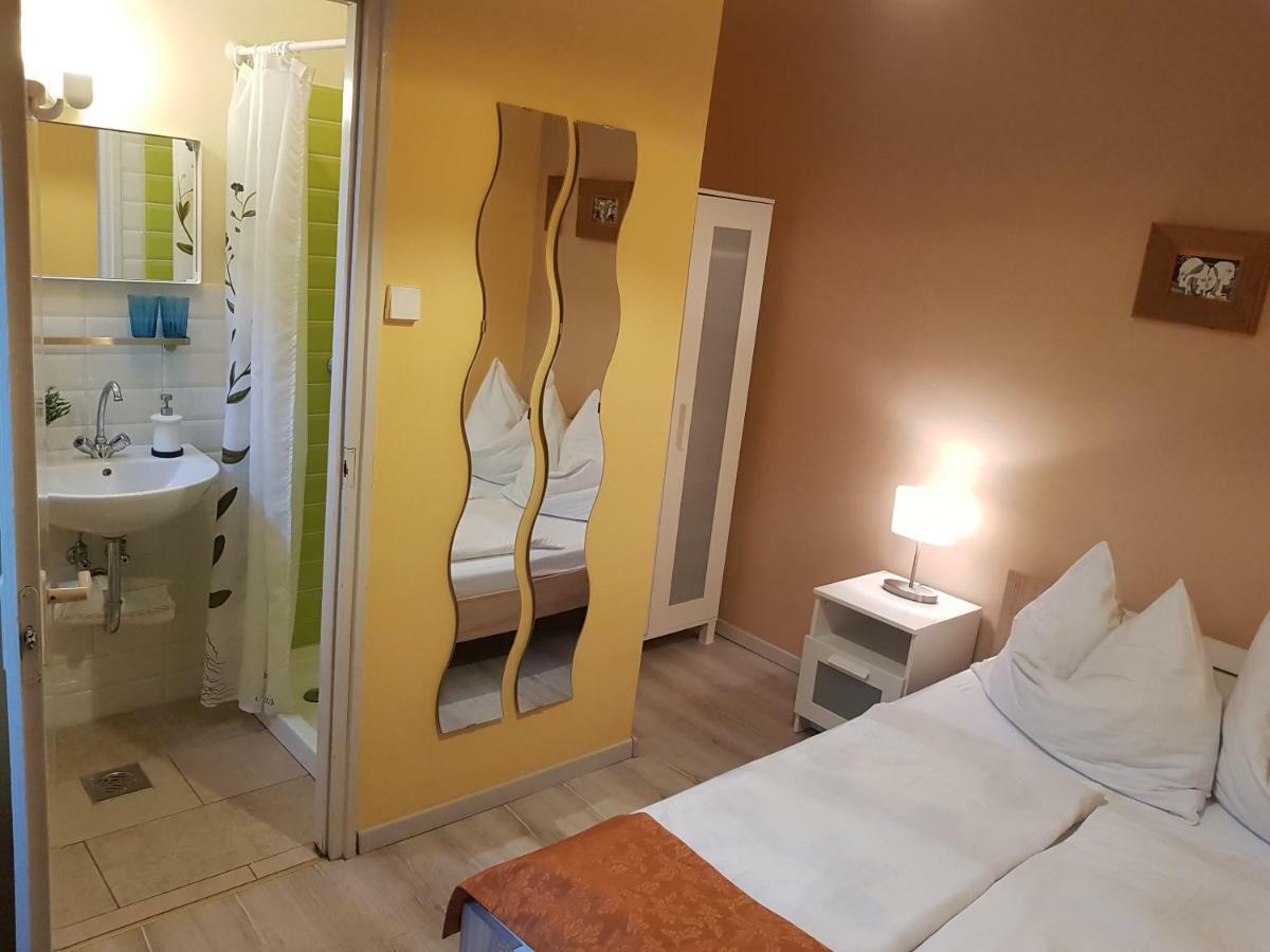Appartement Muskatlis Haz à Balatonlelle Extérieur photo